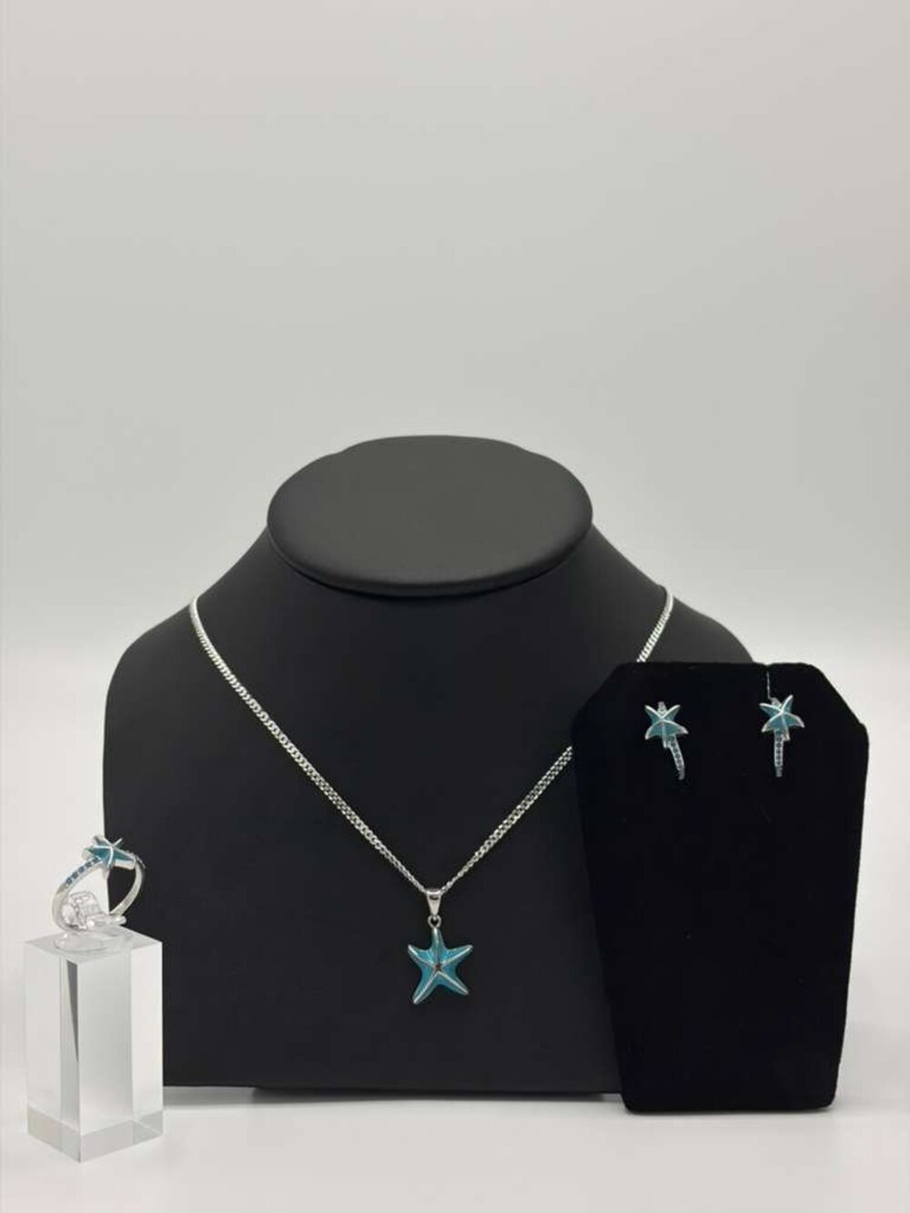 925 Sterling Silver Blue Star Necklace 18" with Earrings and Ring set